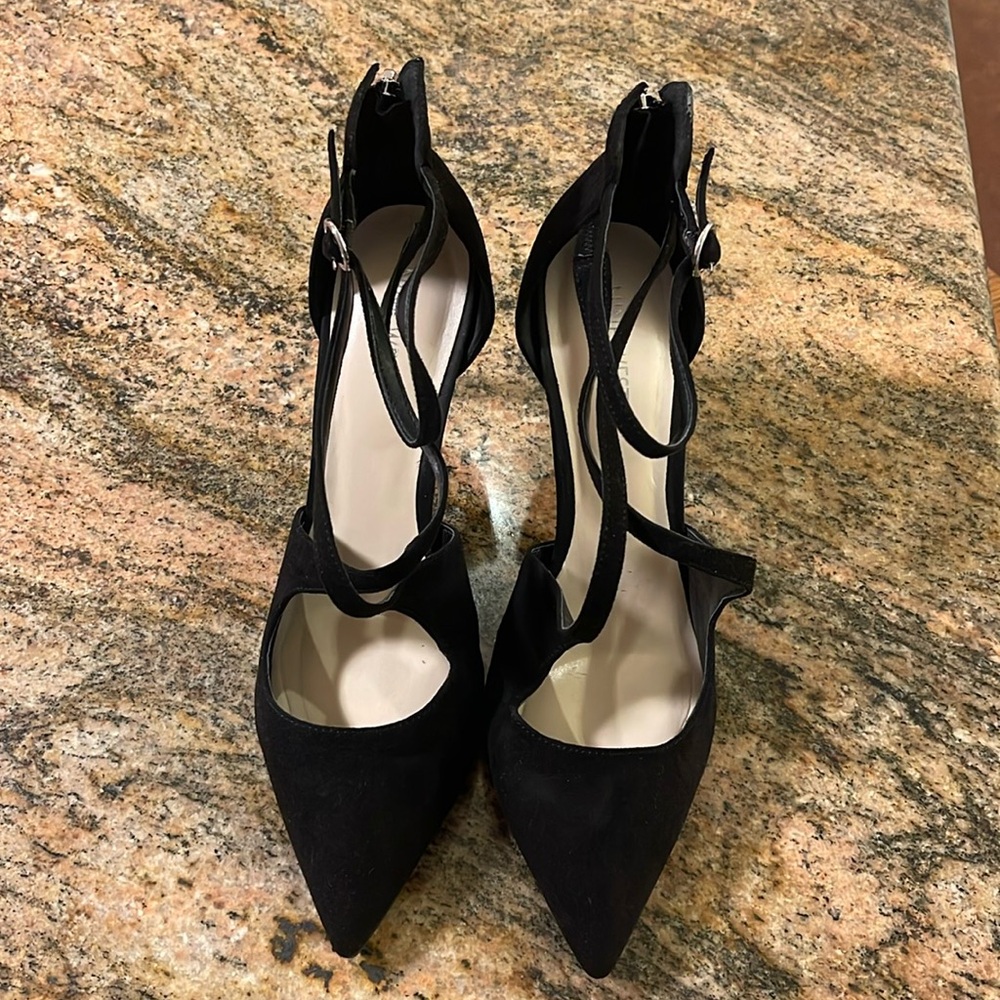Nine West black heels